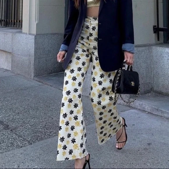 Zara Jeans Nwt Zara The Marine Straight Jeans Yellow Daisy